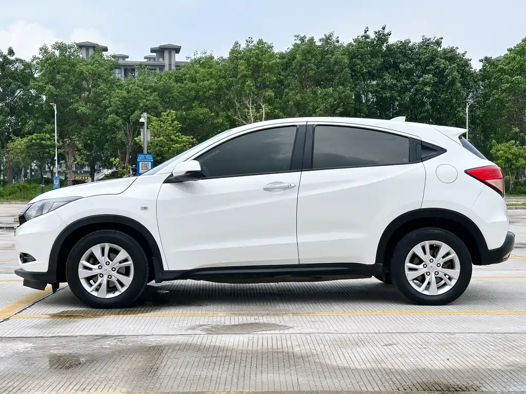 Honda Vezel 2017 — фото 16