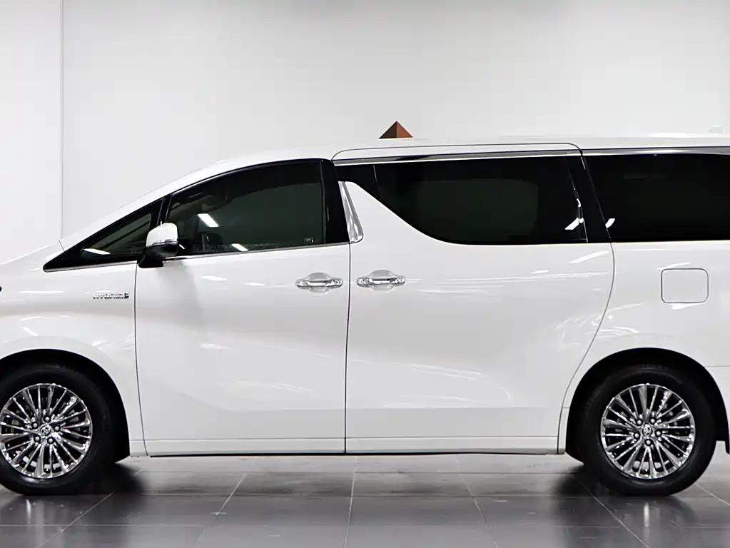 Toyota Alphard 2021 — фото 7