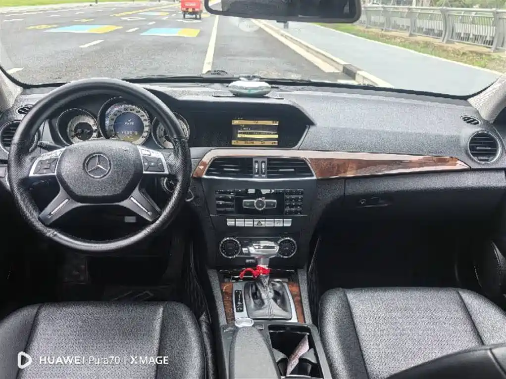 Mercedes-Benz C-Class 2012