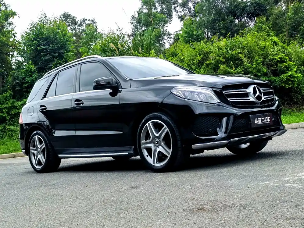 Mercedes-Benz GLE 2017 — фото 3