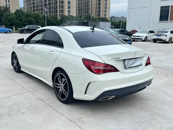 Mercedes-Benz CLA 2017