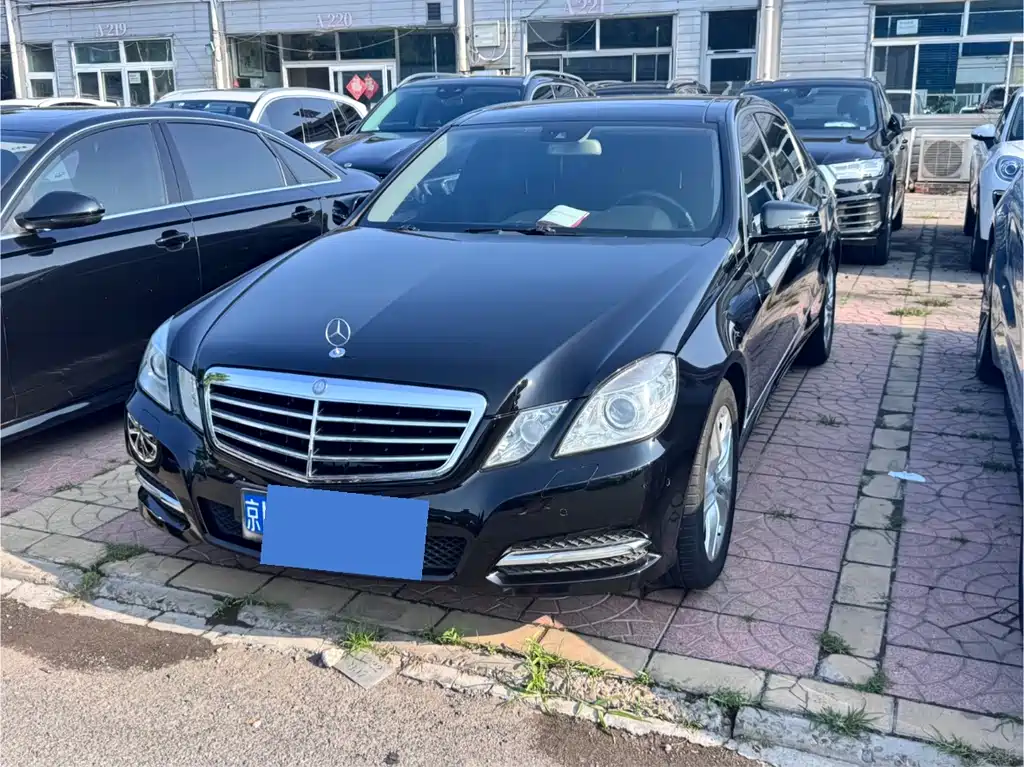 Mercedes-Benz E-Class 2012