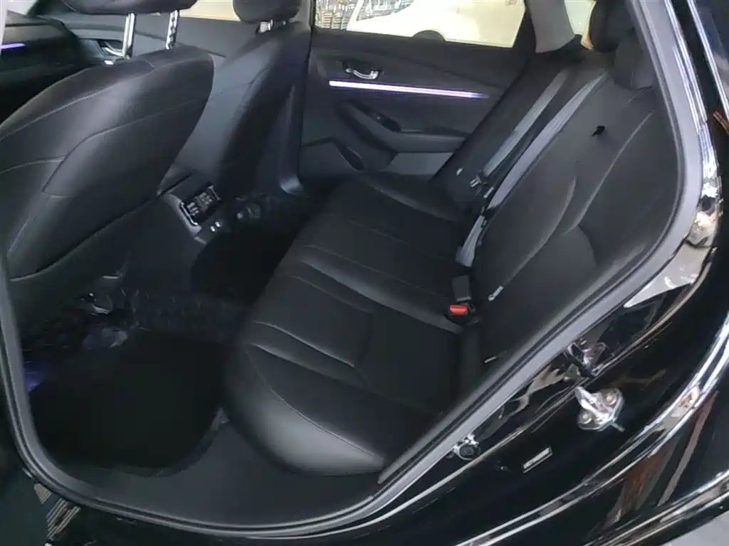 Honda Accord 2025 — фото 17