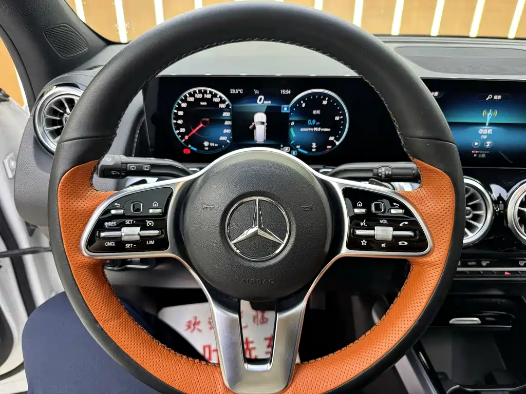 Mercedes-Benz GLB 2022 — фото 17