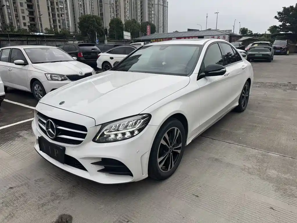 Mercedes-Benz C-Class 2020
