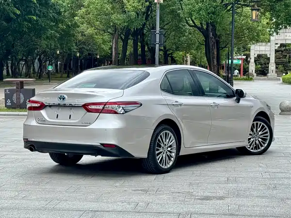Toyota Camry 2019