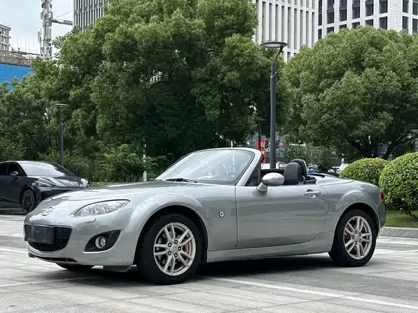 Mazda MX-5 2010