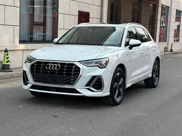 Audi Q3 2022