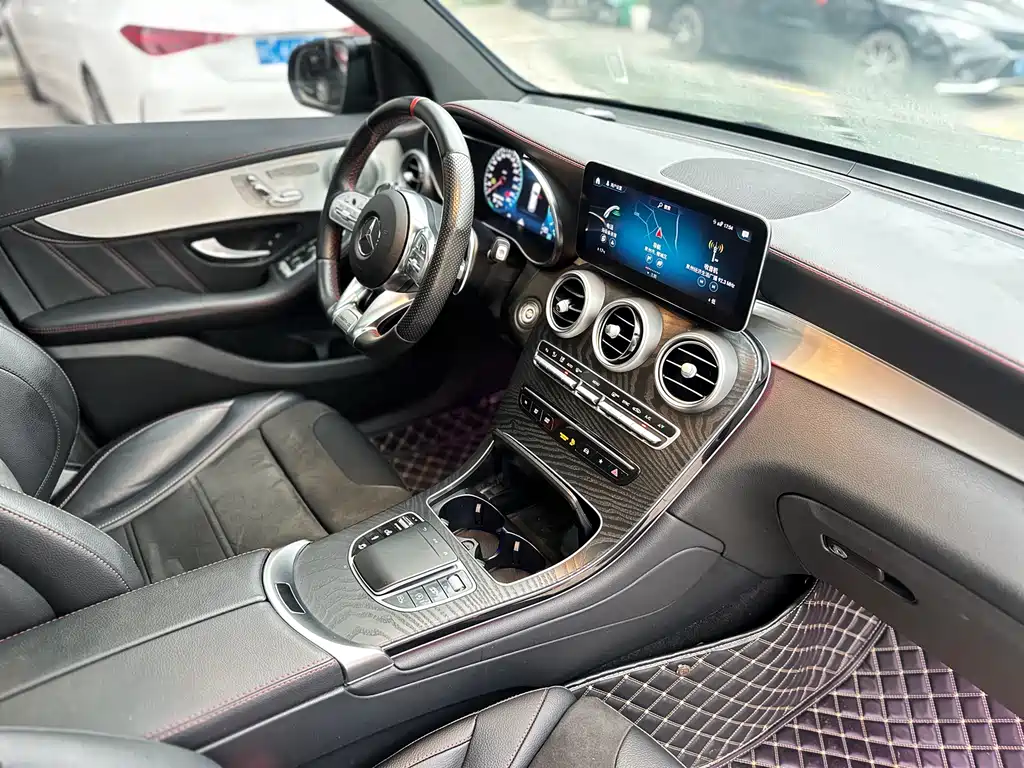 Mercedes-Benz GLC AMG 2021 — фото 9