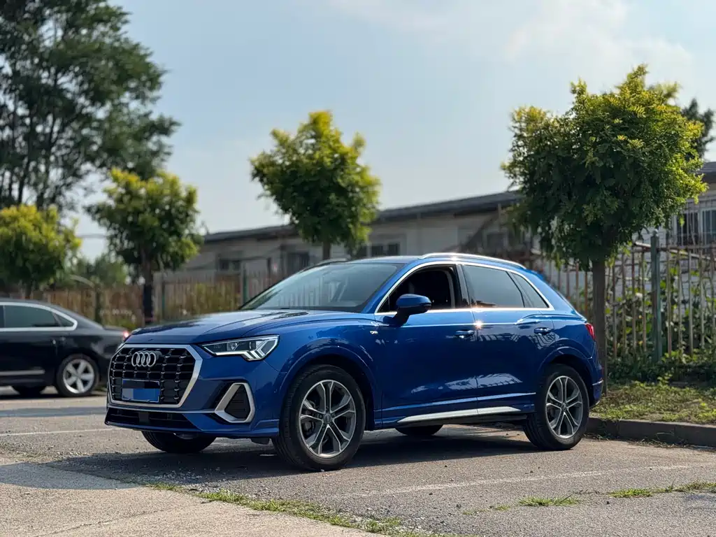Audi Q3 2021