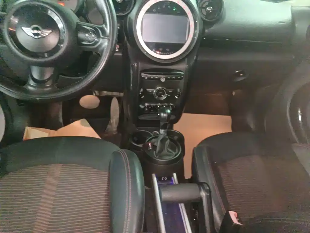 MINI Countryman 2015 — фото 14