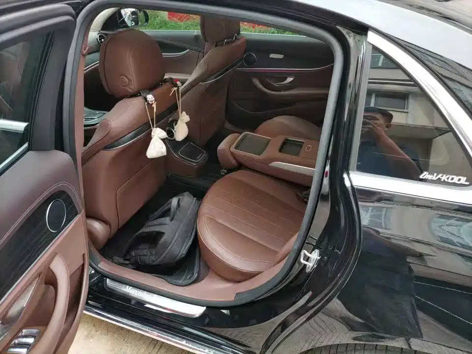 Mercedes-Benz E-Class 2022