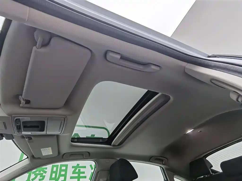Honda Civic 2023 — фото 14