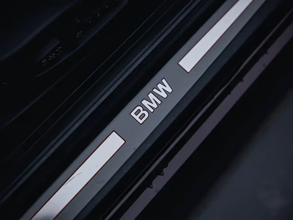 BMW 6 Series 2010 — фото 28