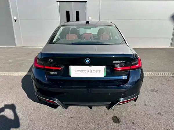 BMW i3 2025