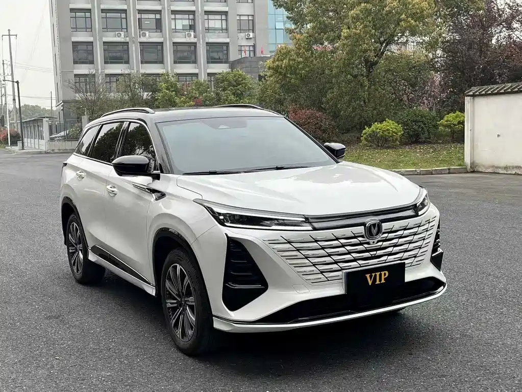 Changan CS75 PLUS 2025 — фото 20