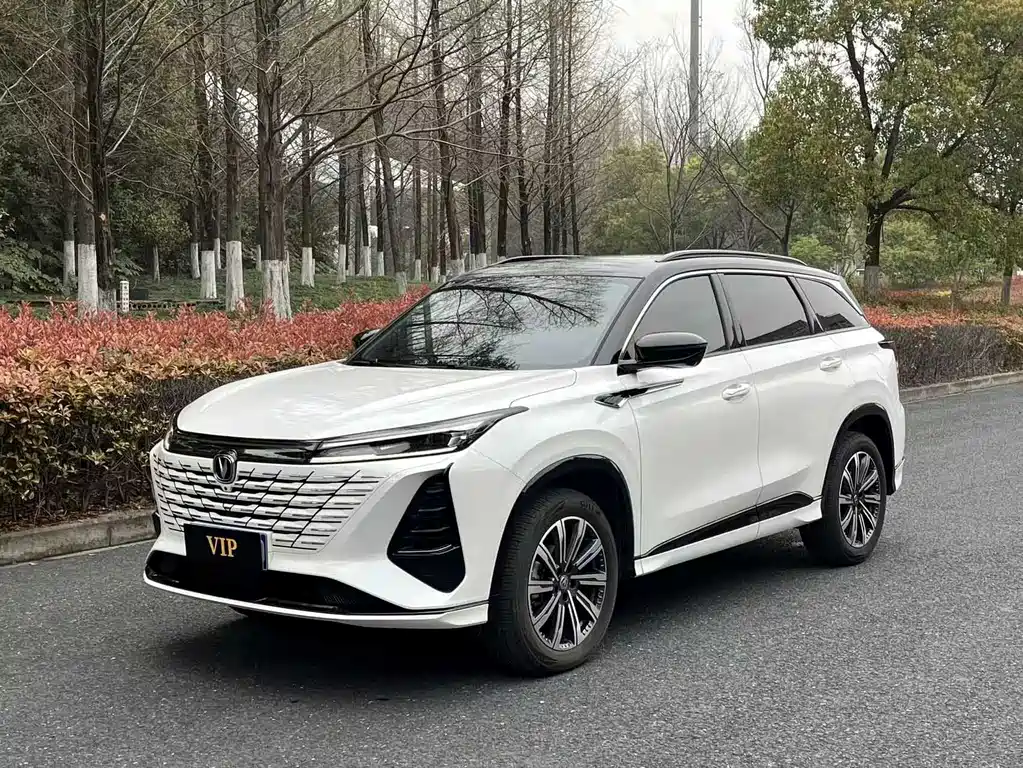Changan CS75 PLUS 2025 — фото 16