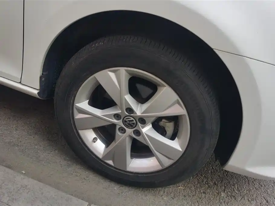 Volkswagen Bora 2015