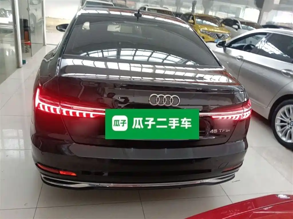 Audi A6L 2023 — фото 4