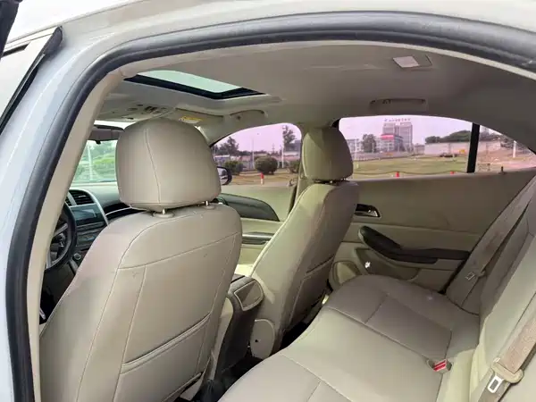 Chevrolet Malibu 2012