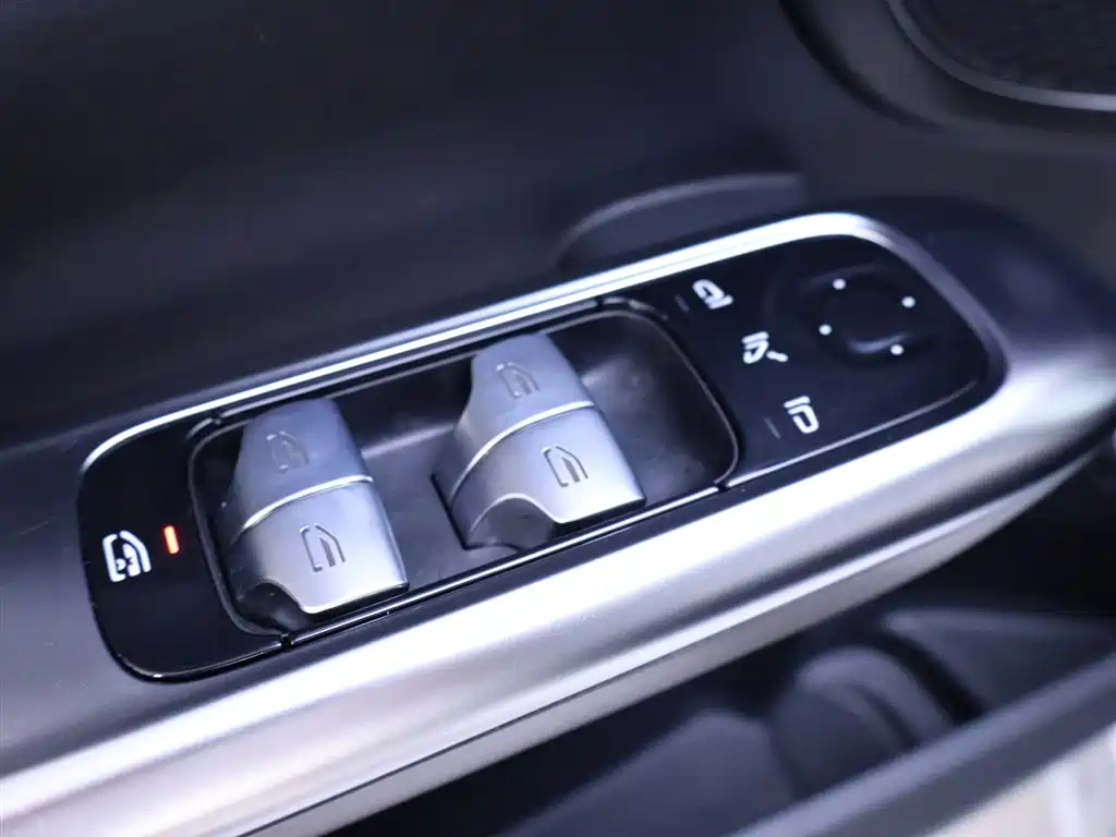 Mercedes-Benz C-Class 2021 — фото 17