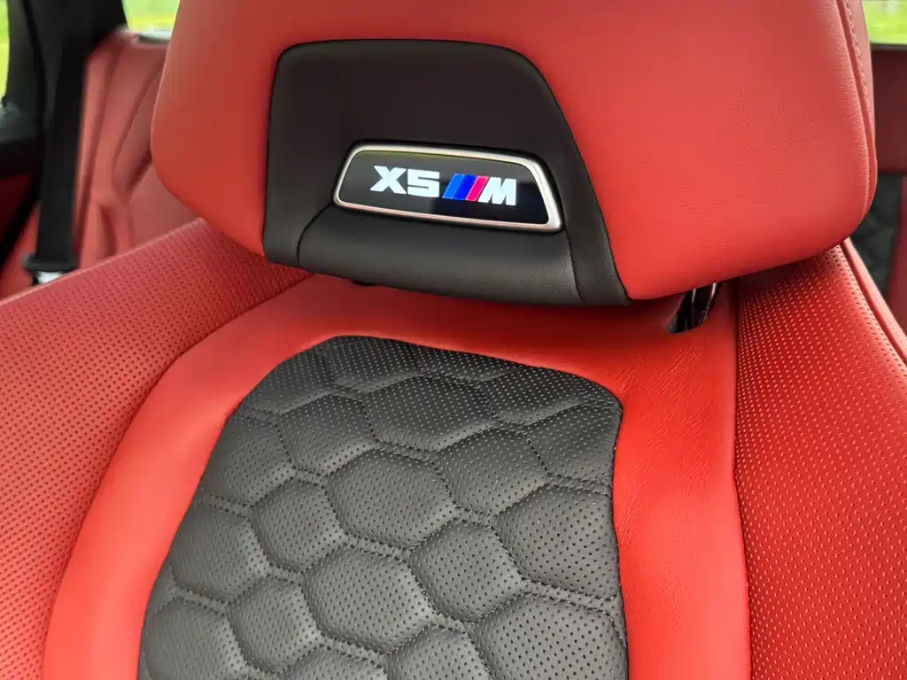 BMW X5 M 2024 — фото 12