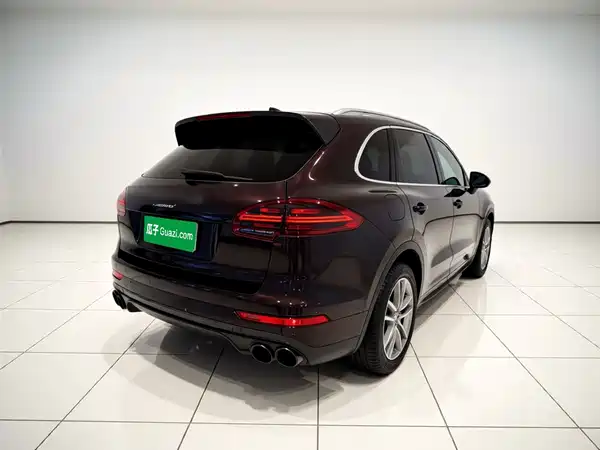 Porsche Cayenne 2016