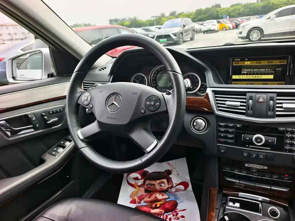 Mercedes-Benz E-Class 2012 — фото 13