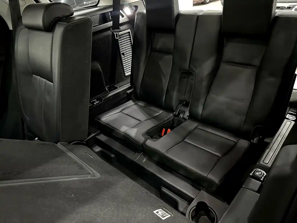 Land Rover Discovery Sport 2016 — фото 22