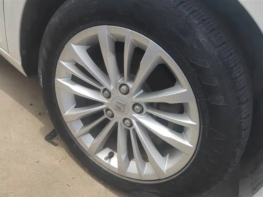 Baojun RC-5 2021
