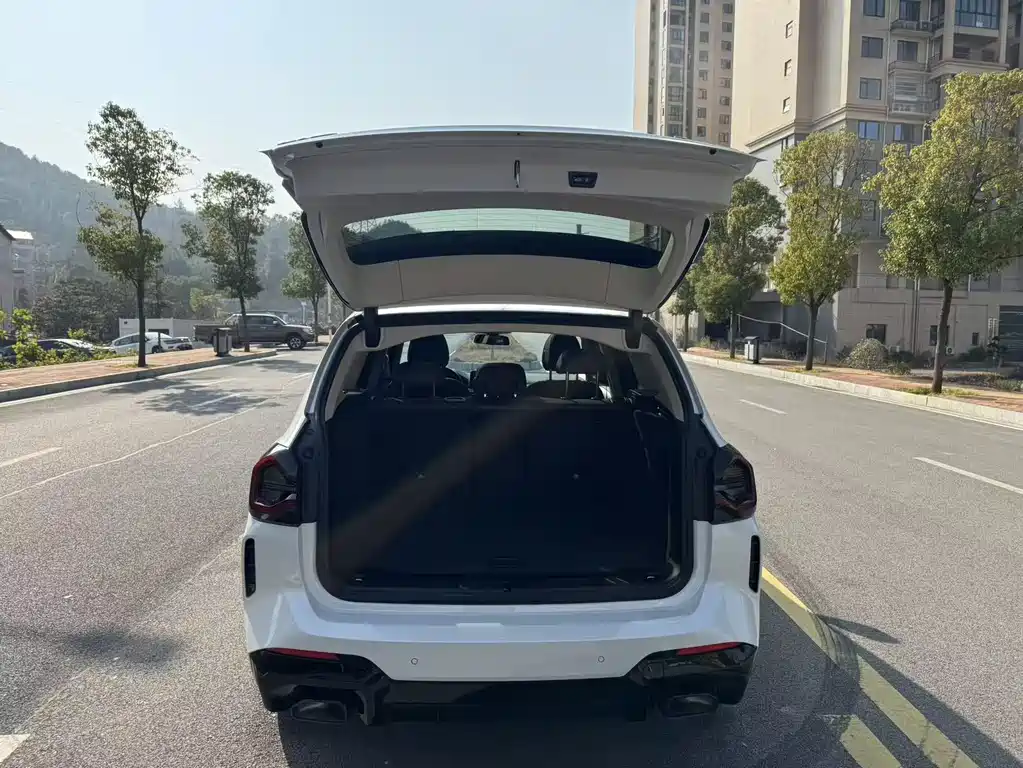 BMW X3 2022 — фото 11