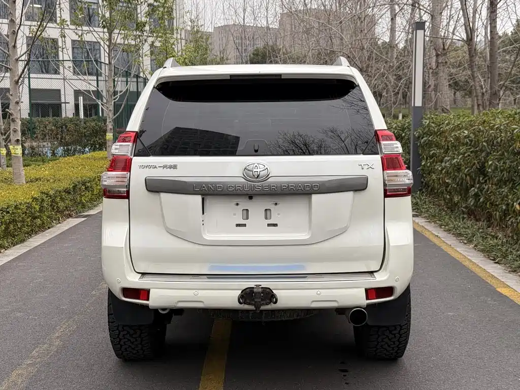Toyota Prado 2017 — фото 5
