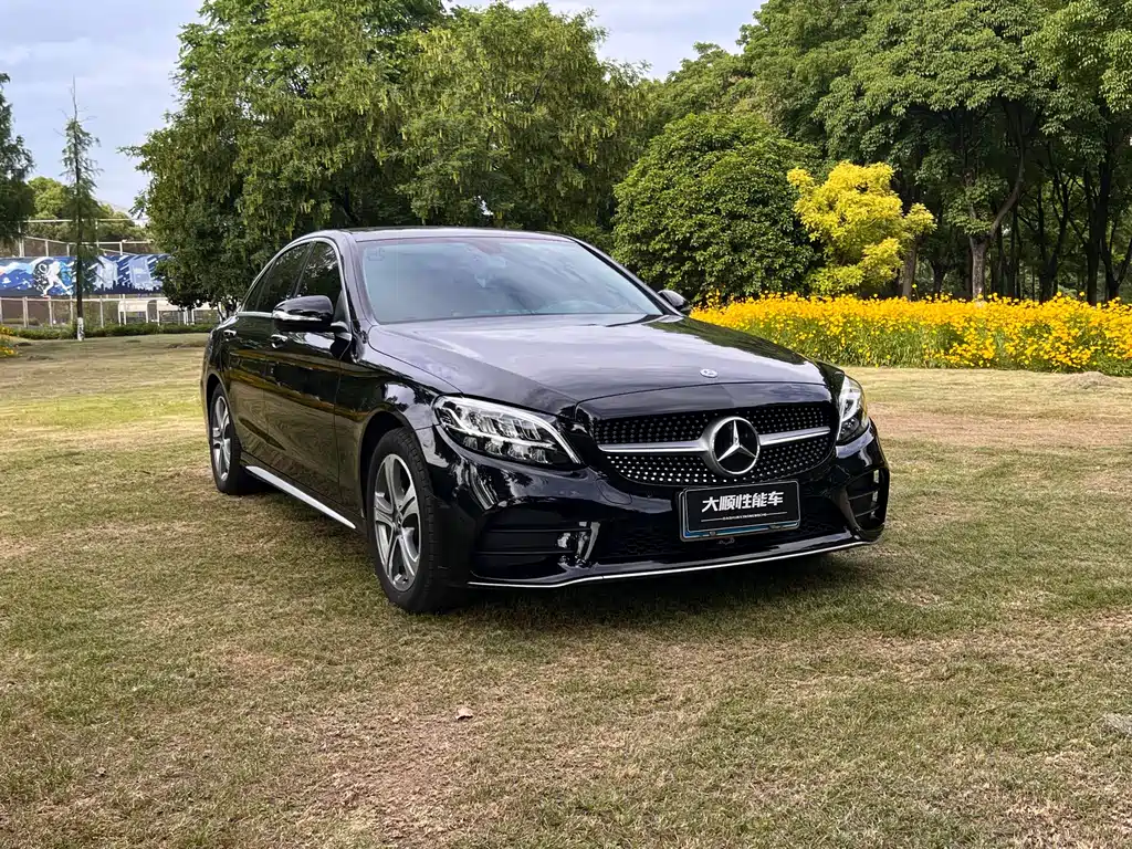 Mercedes-Benz C-Class 2019 — фото 3