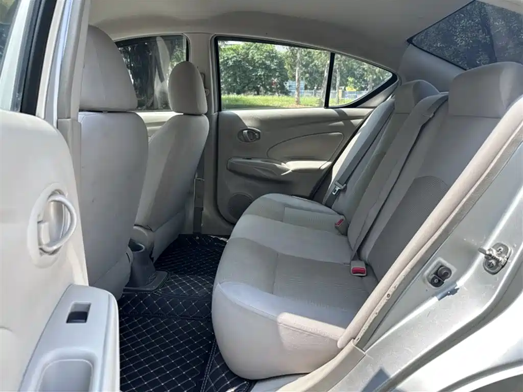 Nissan Sunny 2014 — фото 12