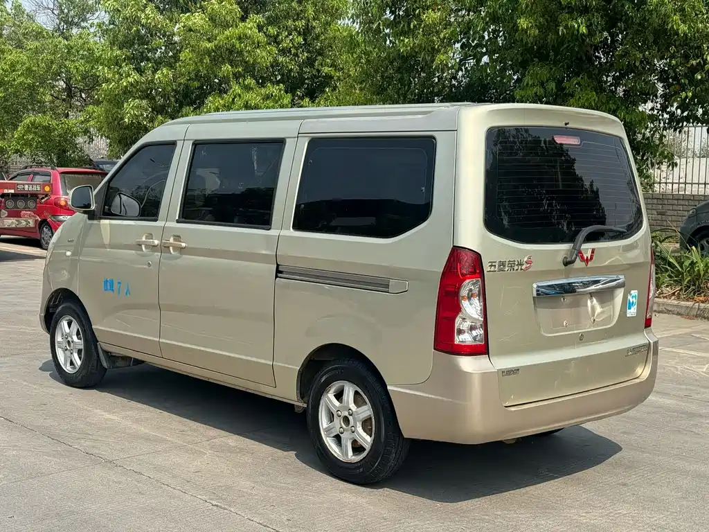 Wuling Rongguang 2016 — фото 9