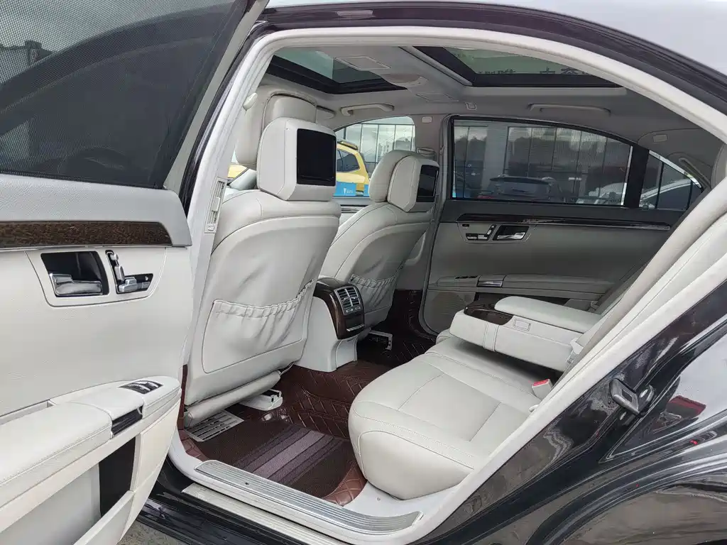 Mercedes-Benz S-Class 2011 — фото 14