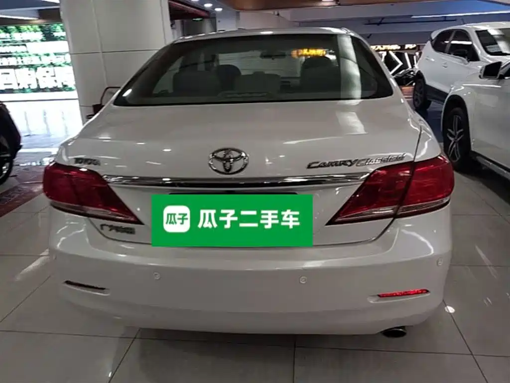 Toyota Camry 2014 — фото 6