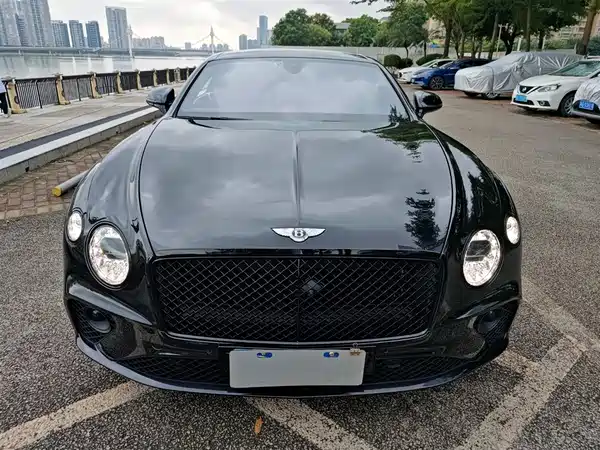 Bentley Continental 2023