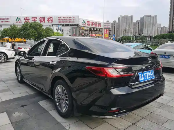 Toyota Camry 2025