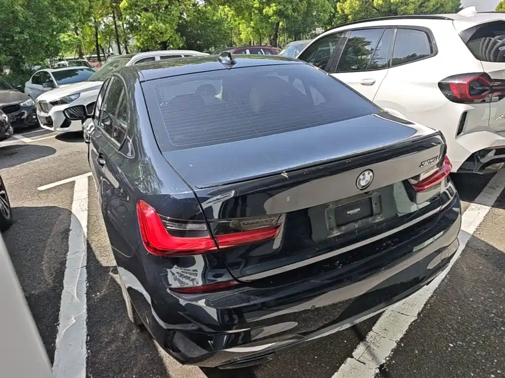 BMW 3 Series 2021