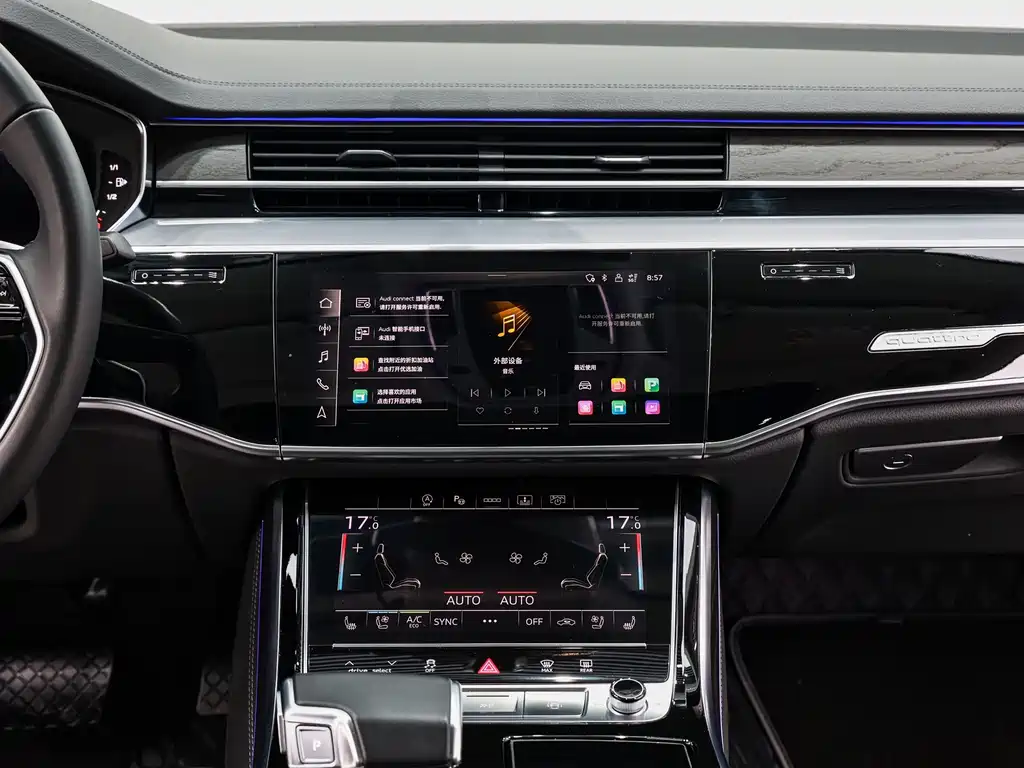 Audi A8 2022 — фото 17