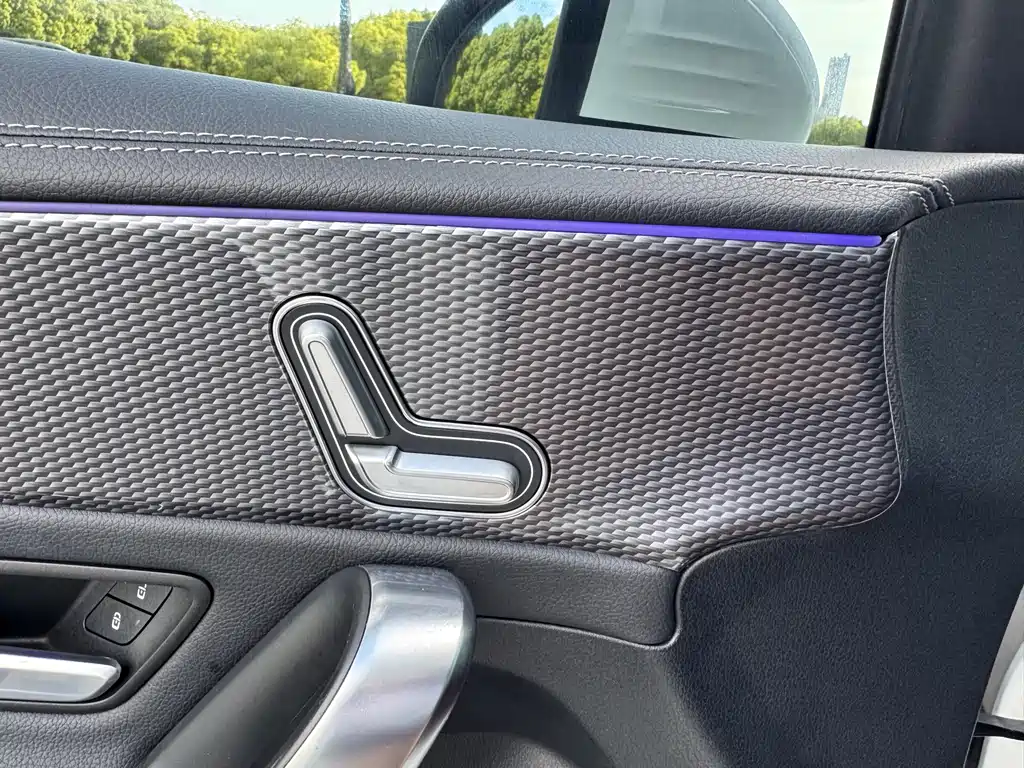 Mercedes-Benz A-Class 2021 — фото 13