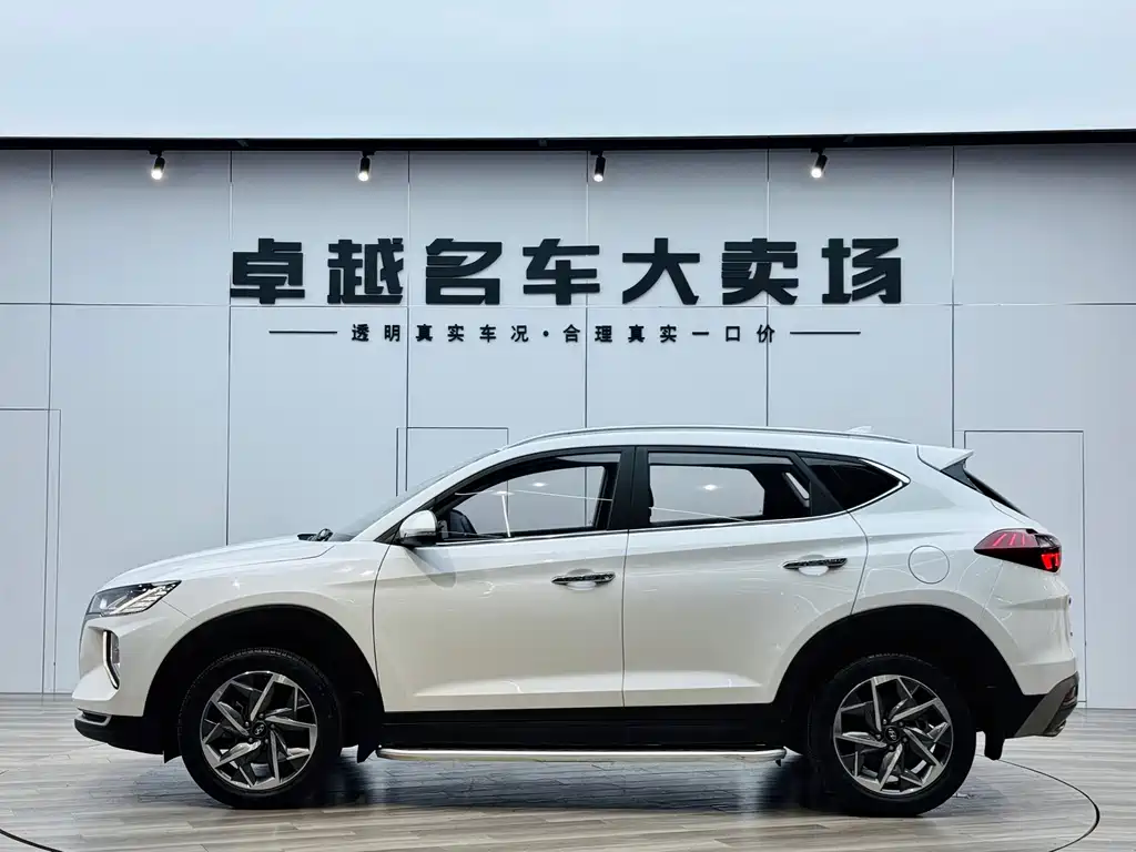 Hyundai Tucson 2021 — фото 4