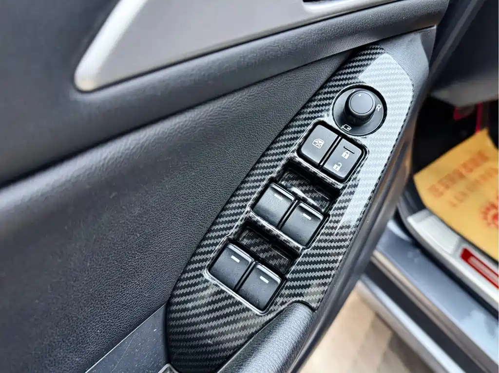 Mazda 3 Axela 2019 — фото 11