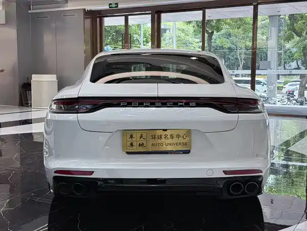 Porsche Panamera 2015