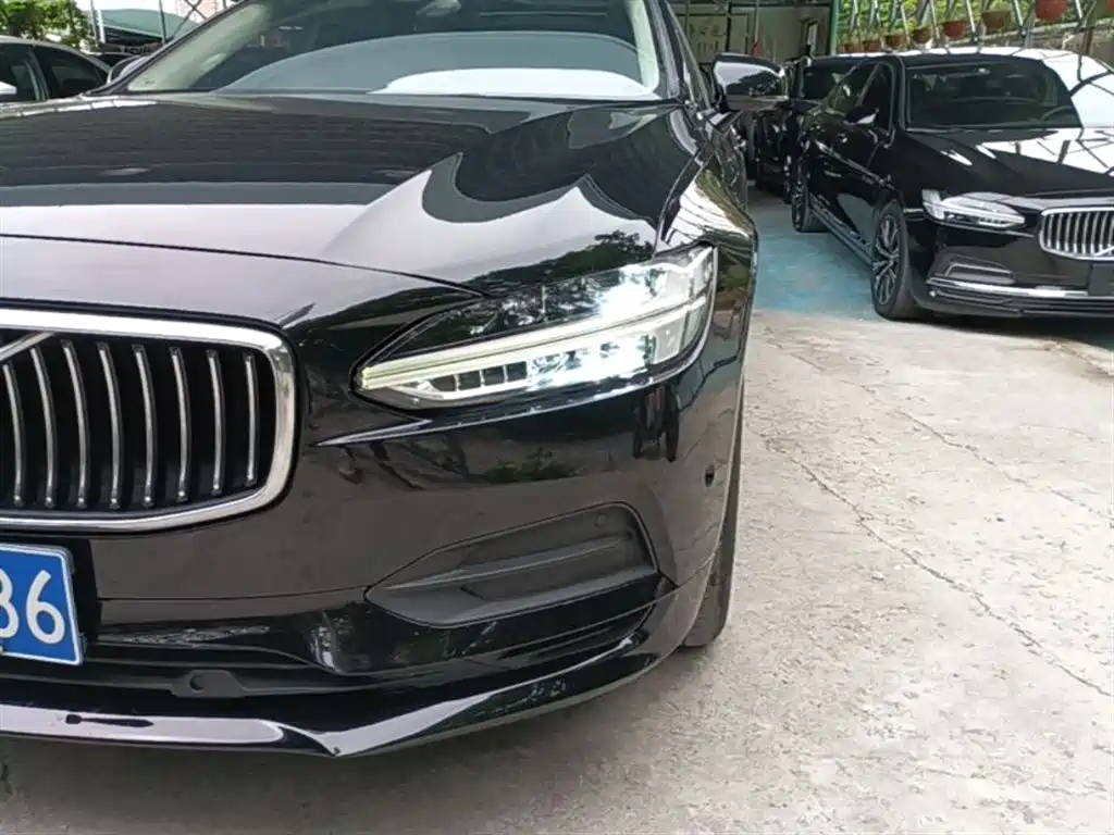 Volvo S90 2018 — фото 24