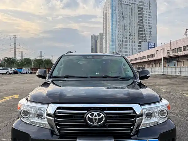 Toyota Land Cruiser 2016