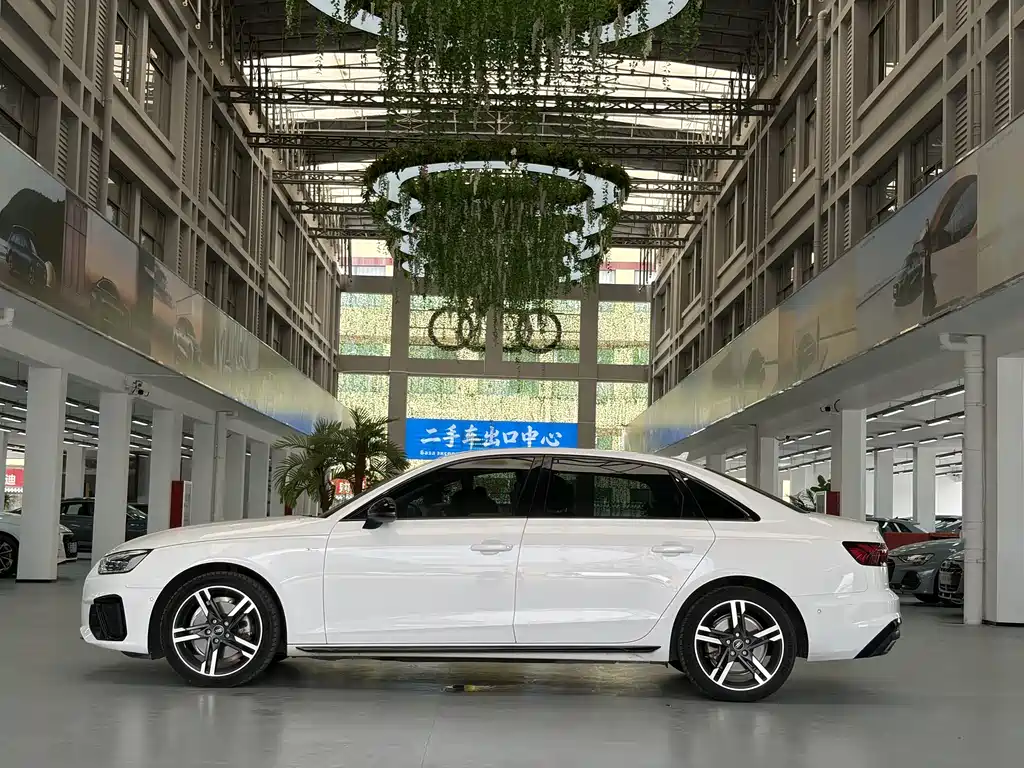 Audi A4L 2022