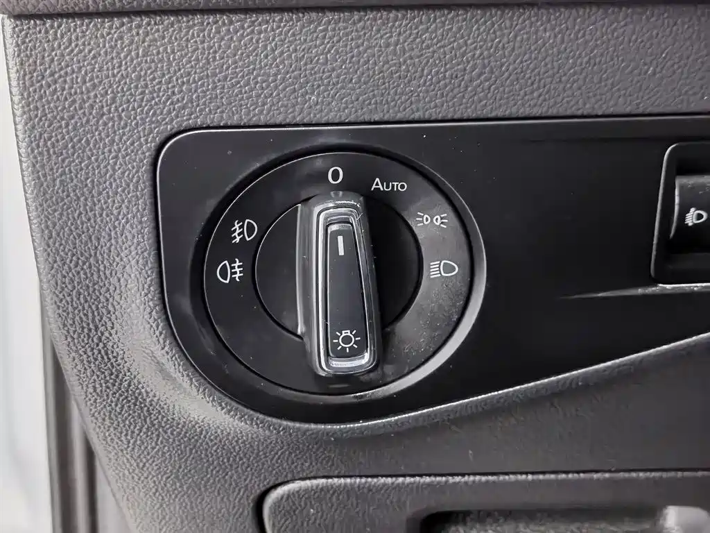 Volkswagen Tiguan L 2019 — фото 21