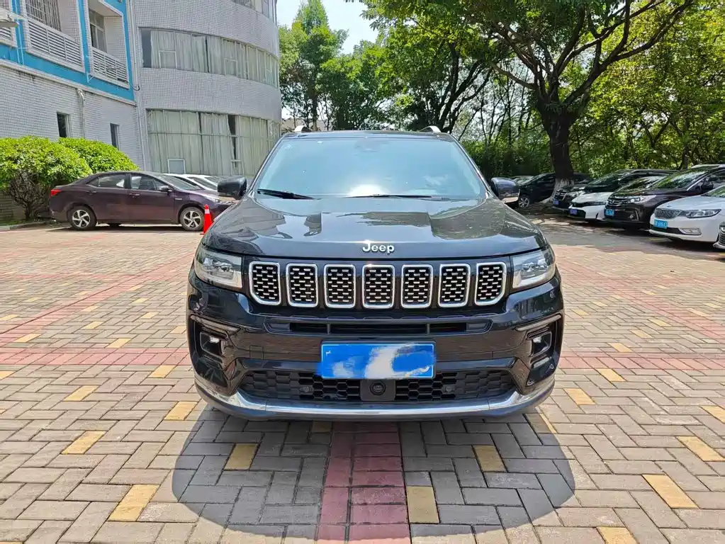 Jeep Grand Commander 2022 — фото 2